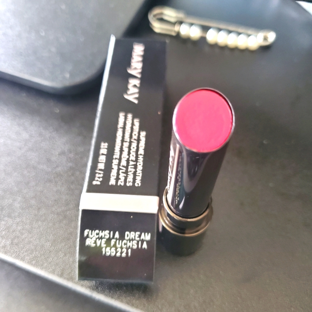 Mary Kay Fuschia Cream Hydrating Lipstick